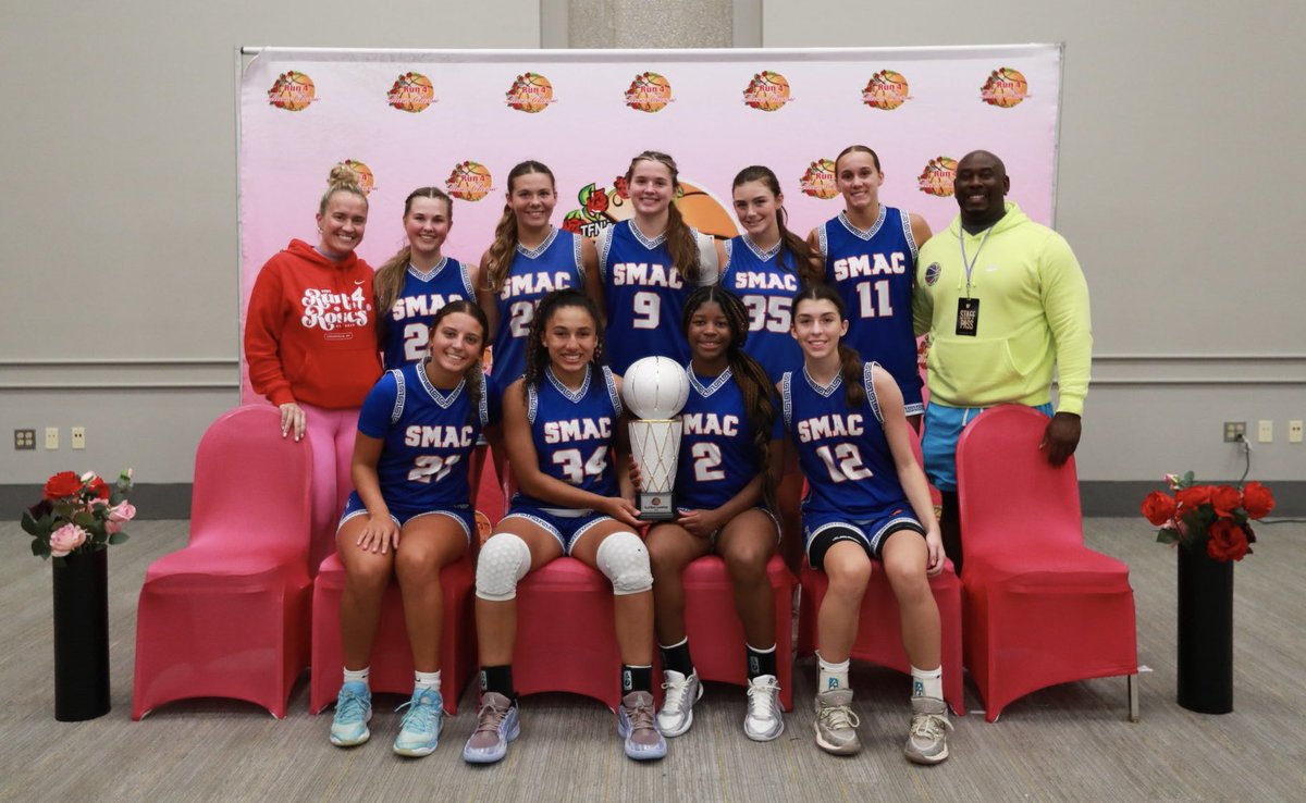 Official Run 4 Roses Aqua Platinum Champions picture. They will be on a hanging banner next year. #TFNsRun4Roses <a href="/SMACELITE/">SMAC ELITE</a> <a href="/SMACBasketball/">SMAC Basketball</a>