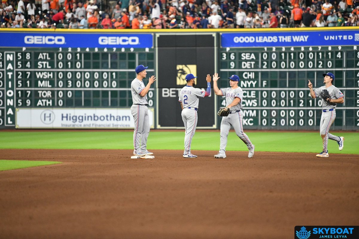 XFactor2006's tweet image. The Texas Rangers defeated the Houston Astros 5-1 final. @astros @rangers @MLB @theskyboat #CrushCity #spacecity #Astrosbaseball⚾️ #astrosnation #Astros @Rangers @mlb #astrosbaseball #houvstex #Houston #baseballphotography⚾️📸 #Baseball #mlbphotos #mlb⚾️ #sportsphotography
