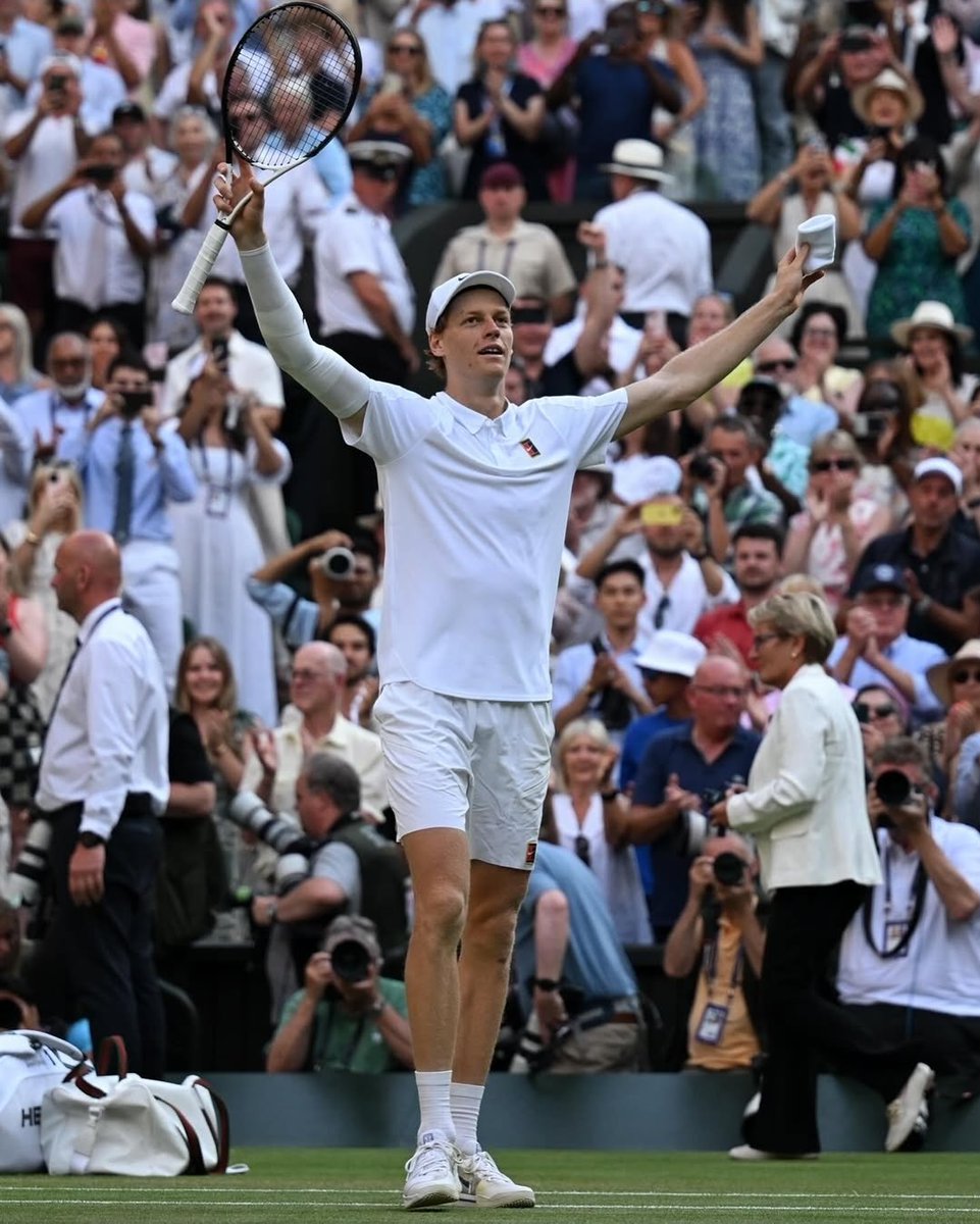 livedogs_'s tweet image. 👑👑Sinner ML👑👑

Called both championship matches using AI framework😤

Anybody can use data and trends

Not everyone can teach AI how to make data do the work for you🤷🏾‍♂️

#LiveDogs👑
#gamblingX 
#gamblingtwitter
#SportsBettingX