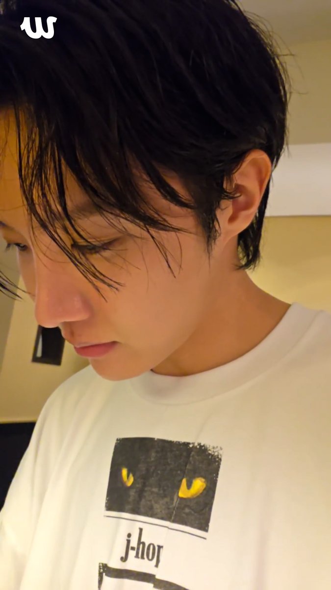 hope__of's tweet photo. 아 홉냥아 https://t.co/vEcickxJhv