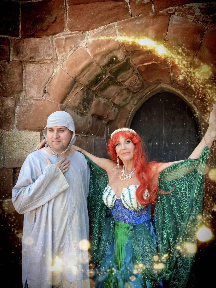 dwdavidw91's tweet photo. Look On The Bright Side Of Life. Love ❤️ this talented lady. Lady Of The Lake #spamalotelmusical #shrewsbury #shropshire #lovelife #shrewsburycastle https://t.co/PTpIp1ZYda