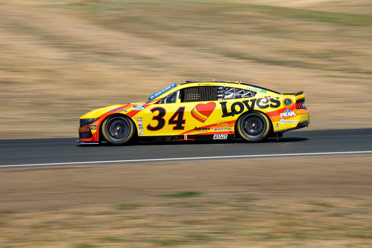 Top-10 Todd cookin?
25 laps to go.