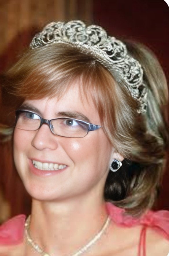 Just me. England’s Rose. Queen of Hearts. ♥️ thank you for unearthing this rare photo <a href="/cavakaggyreborn/">cavakaggyreborn</a> 🌹 👑