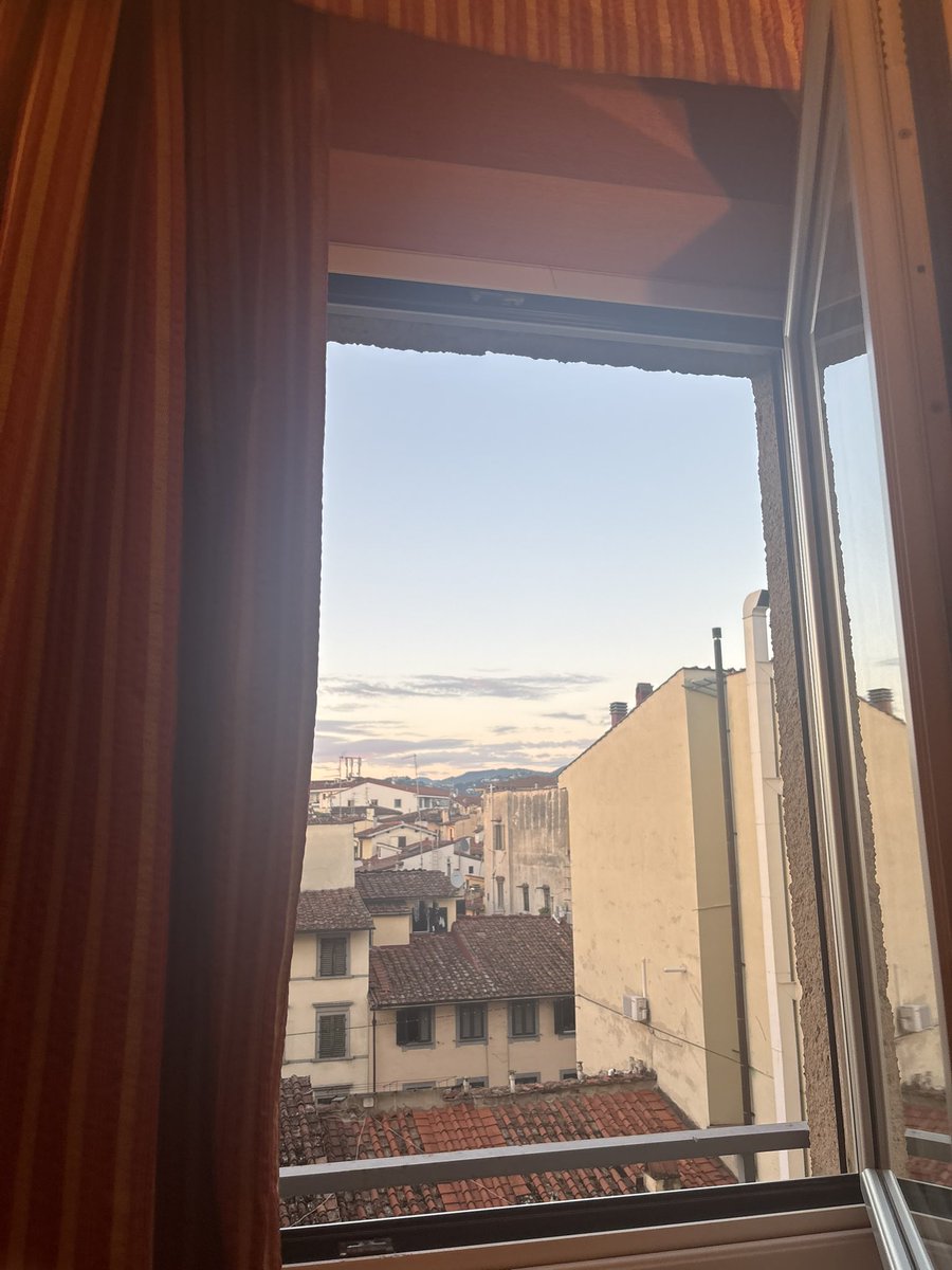 venusianaura's tweet photo. I literally learn from the best, I manifested this trip in March (st. Patrick’s day) with your guidance 😌🌟 https://t.co/dwccW9Woja
