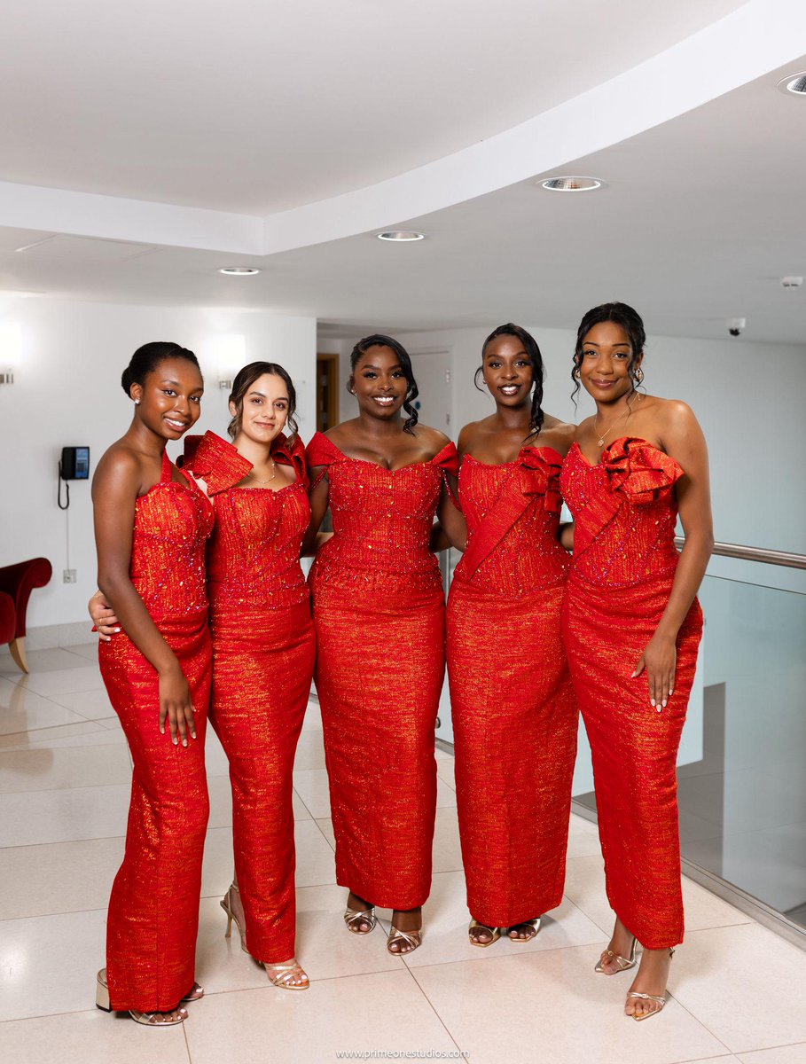 Kente &amp; bridal fans by <a href="/Obenewaa_Kente/">TAILORED FOR YOU</a>