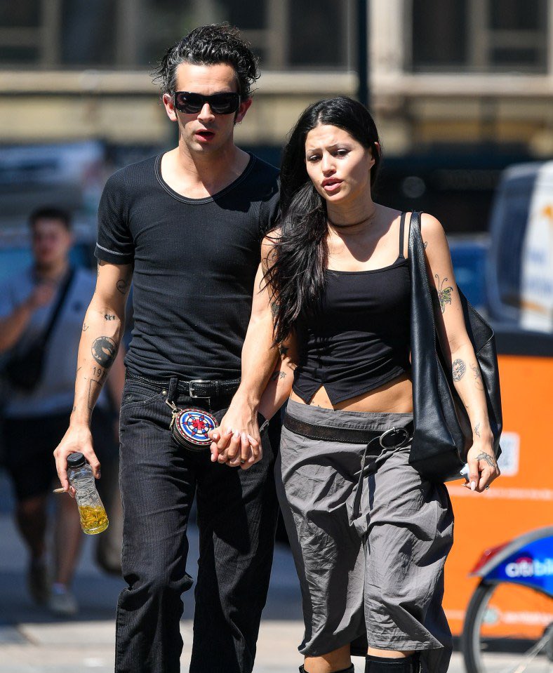 1975shadyfacts's tweet image. The 1975 Shady Fact #4: Matty Healy has reportedly sold his Fianc茅e Gabbriette's $18000 engagement ring to buy a lifetime supply of Matcha flavoured vapes.