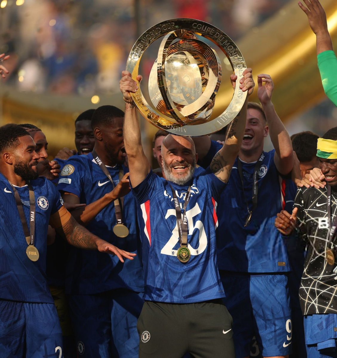CFCBlues_com's tweet photo. Best manager in the world. 🫡 https://t.co/4m2n3n2Y0R