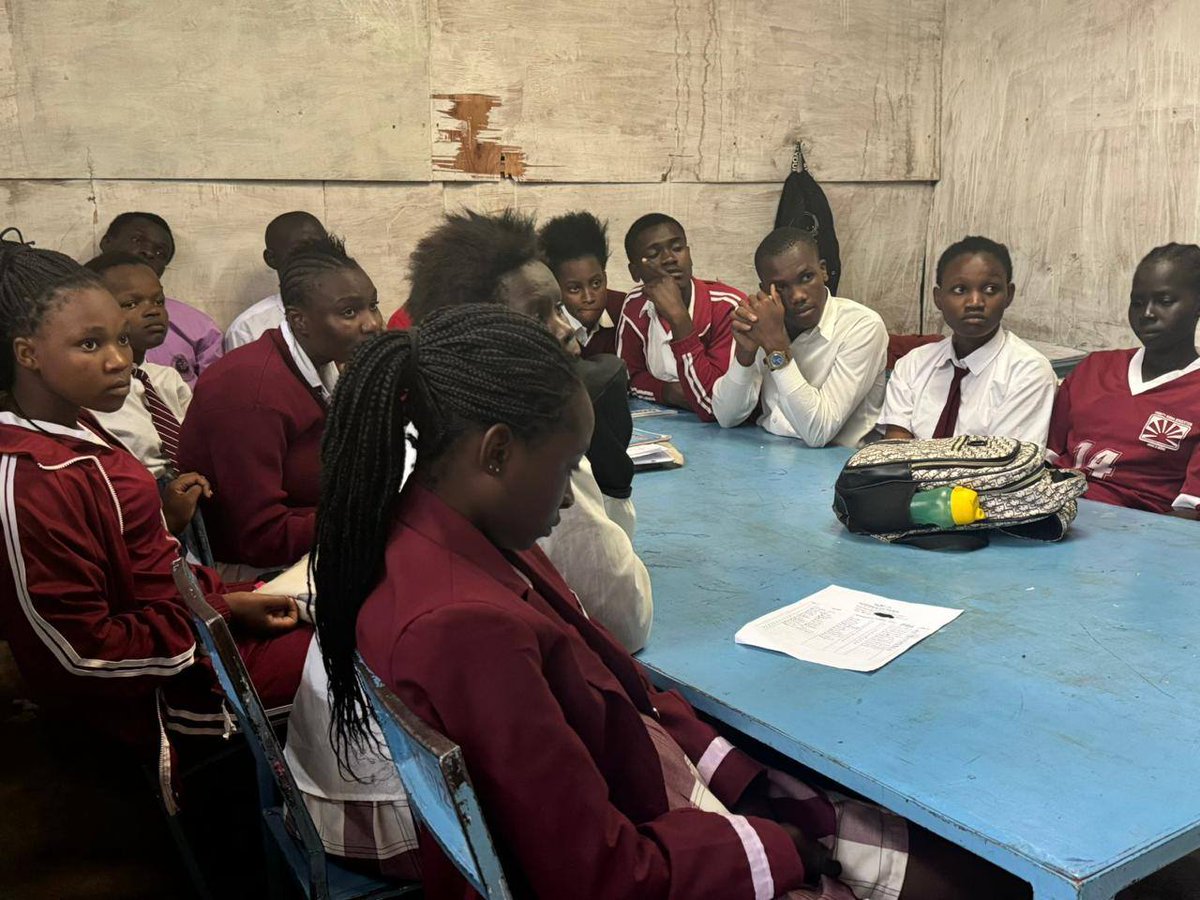 ruggedcompass's tweet photo. Garden of Hope Foundation works to ensure that vulnerable students have the support they need to stay in school. They provide ongoing mentorship, leadership development & academic support to students—creating opportunities for long-term impact. #GardenOfHope https://t.co/NSIr4lwwAZ