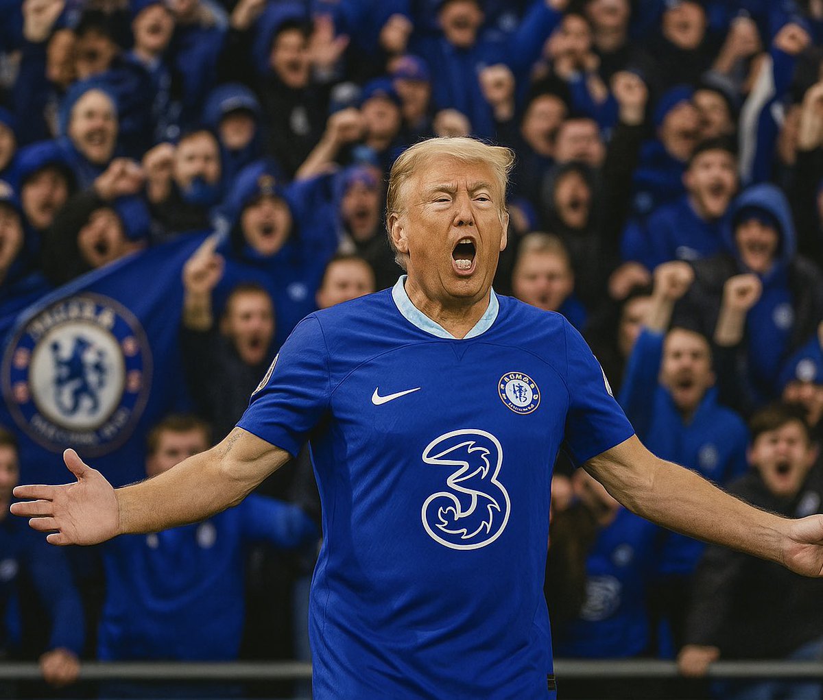 FrenziedGG's tweet photo. Donald trump is a blue. 

Real Chelsea fans wouldn’t scroll without liking and RT’ing. 

#ChelseaFC #CHEPSG https://t.co/9B5oL7oUum
