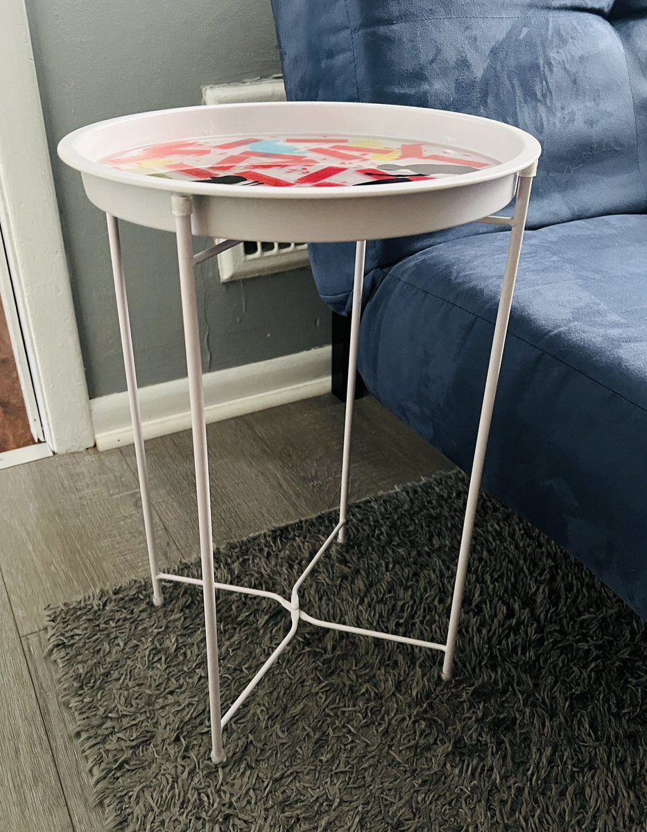 ZaoNecklaces's tweet image. How do I know if my cat needs glasses?
So many people need vision correction and we don't know about our furry loved one's vision. What if Nano is blurry-visioned and I am not aware?
Also, he helped make these tables and listed them on Zaonecklaces.com
#handmade #confetti