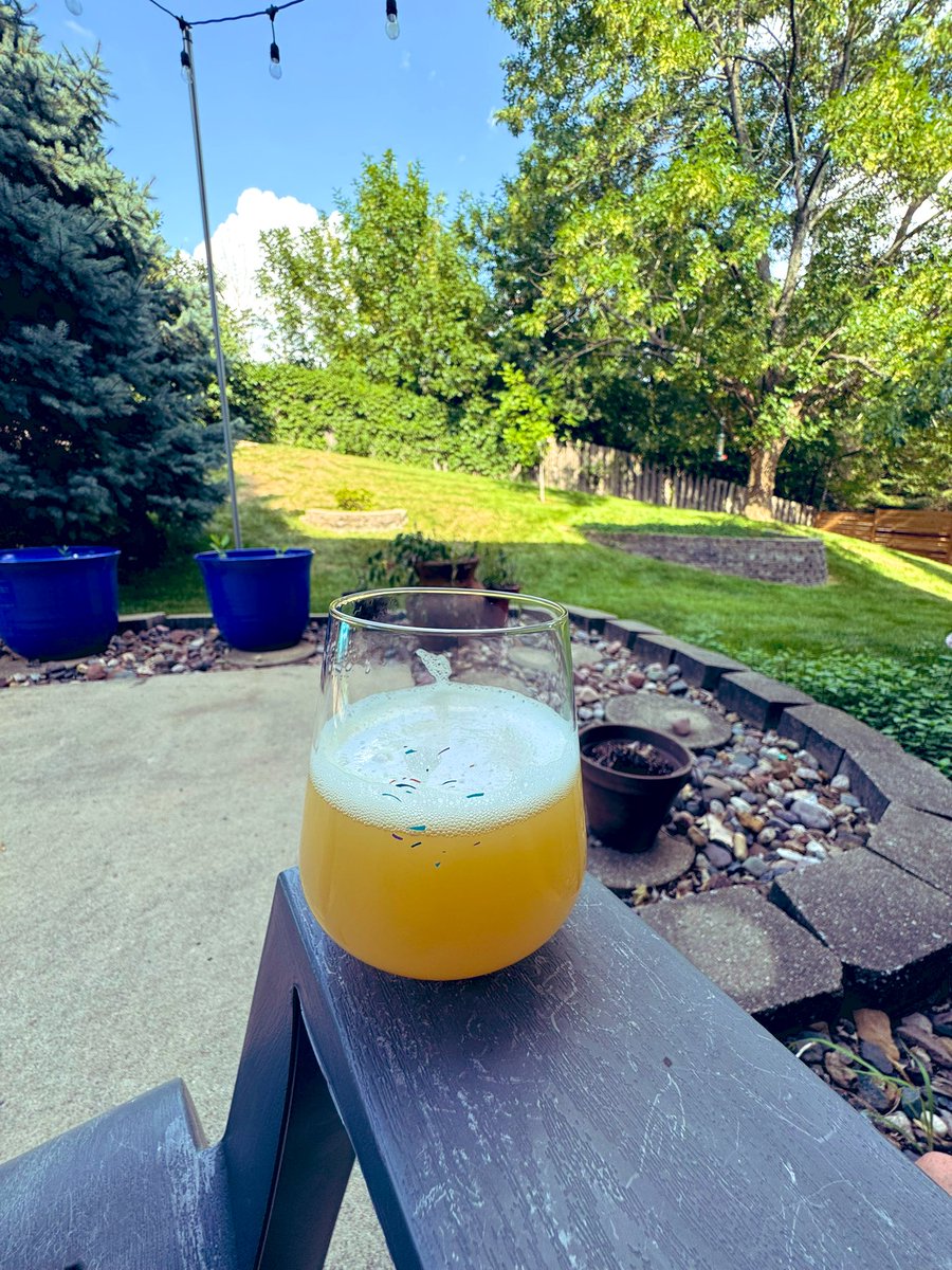 Cheers to your Sunday. I have about an hour to relax and sip on this IPA. Let’s chat CFF, CFB, or whatever. Whatcha got?