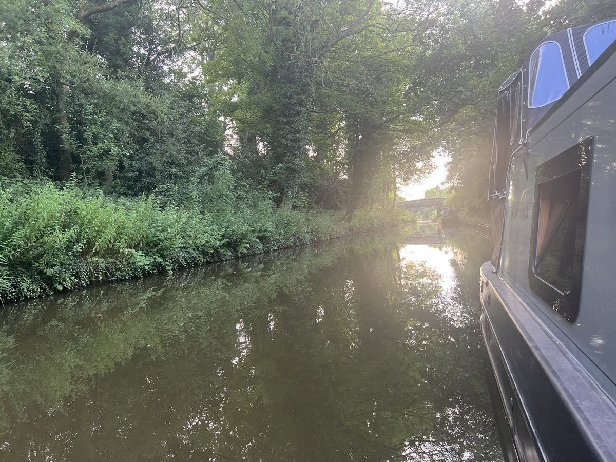 Wonderful cruise today, now awaiting the arrival of Derek’s sister tomorrow. Let the fun begin 👍 

#SilverFox
#boatsthattweet
#Lifesbetterbywater