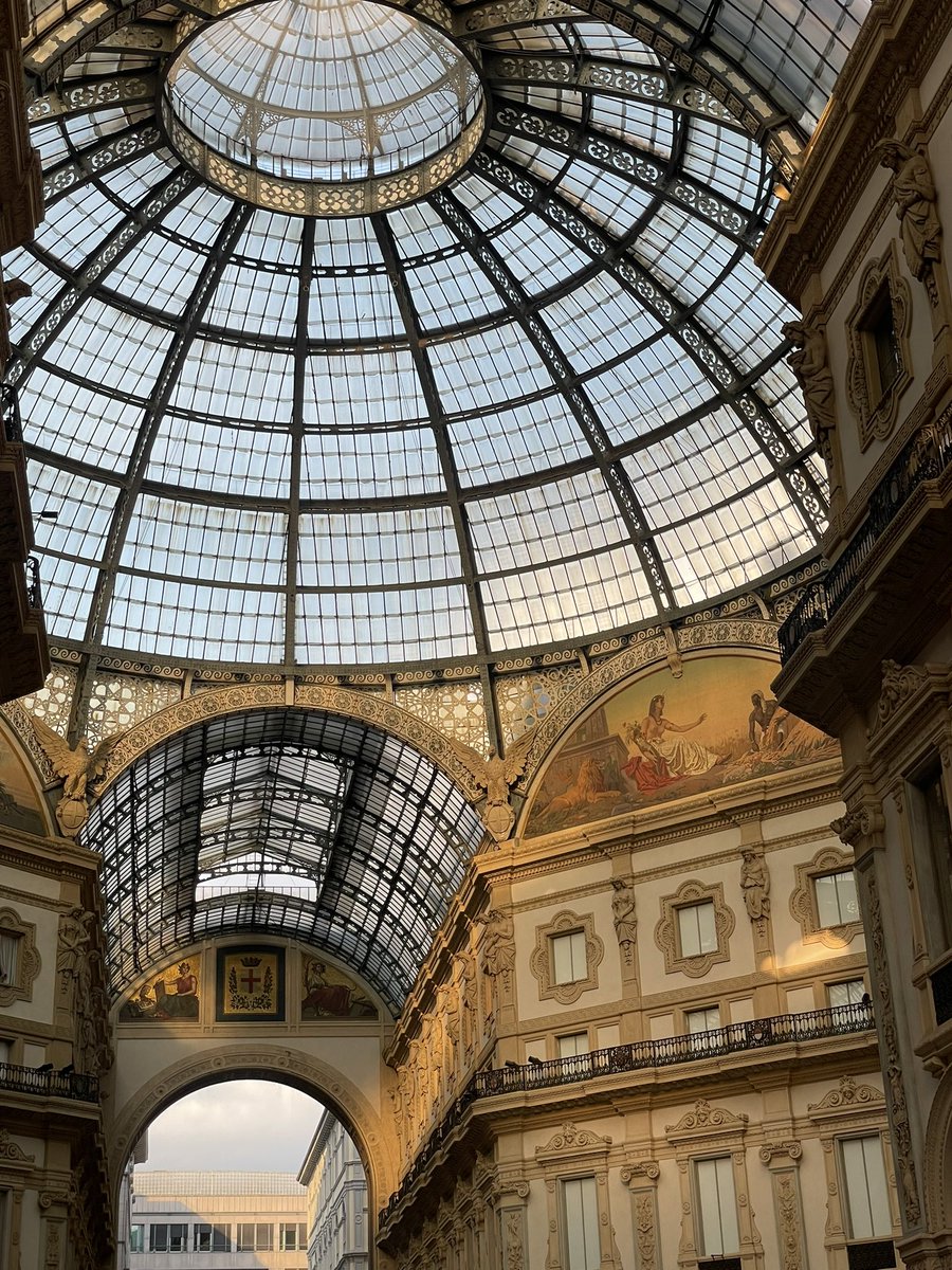 ghalaws's tweet photo. Milano🇮🇹 https://t.co/EKQSPbVS0v