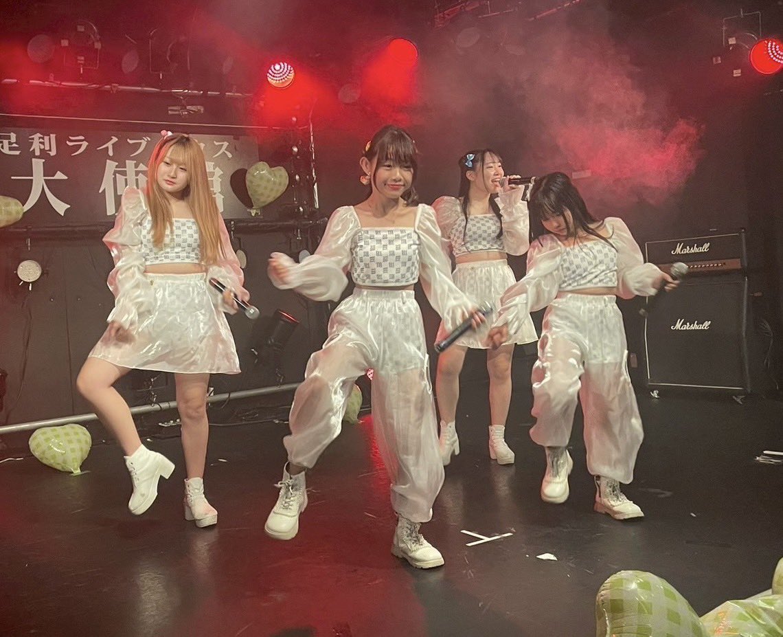 おはユウ🧡

Aimingちゃん十七祭すっごく
楽しかったー😆❣️
出演できて嬉しかったです☺️

みんなも盛り上げてくれて
感謝感謝です🥰

コラボのあの曲どーだった⁉️
Aimingちゃんもう練習の時から
完璧でさすがでした👏
また一緒にできるように頑張ります‼️

台風大丈夫かな❓
今週も頑張ろうね🧡