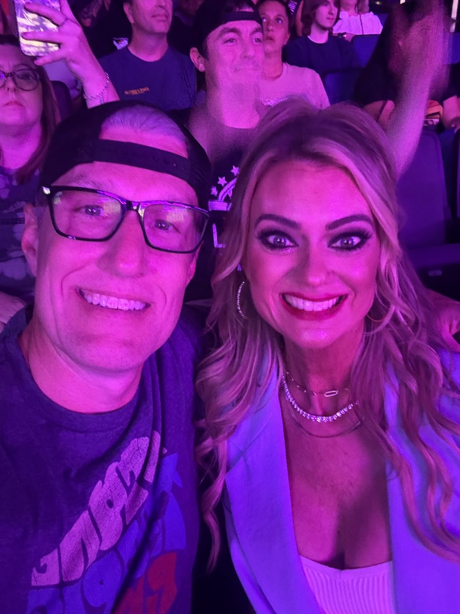 equipt4success's tweet photo. 🎤 Stop… collaborate and listen! 🎶
We threw it way back and partied like it was 1990-something at the  💿💥
From denim cut-off Daisy Dukes to front row water showers, Vanilla Ice and @RapperToneLoc brought the 🔥 and brought out the #wildthang in us!
💄Big hair. 💃Big energy. 🧊 ICE, ICE BABY foreverrrr!

Extra love to @vanillaice for honoring our troops 🇺🇸—it hit home in the best way.
My son leaves soon for Army Officer Candidate School, and this #armymom couldn’t be prouder.
Shout him out if you can—he’s heading off to serve the USA! 🇺🇸❤️

#ILoveThe90s #VanillaIce #FrontRowFun #StopCollaborateAndListen #USA #SupportOurTroops #ProudMom #armymom #90sBabesBack #ConcertOfTheYear @vanillaiceofficial @ILoveThe90sTour @usarmy #goarmy #bobmarley #funkycoldmedina #wildthang @WinStarWorld