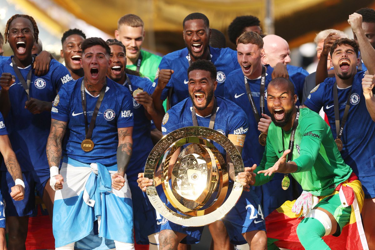Chelsea_Gt's tweet photo. CAMPEONES MUNDIALES 
💙 Chelsea 💙
#Chelsea 
#worldclubfinal https://t.co/ruGPaBTWfF