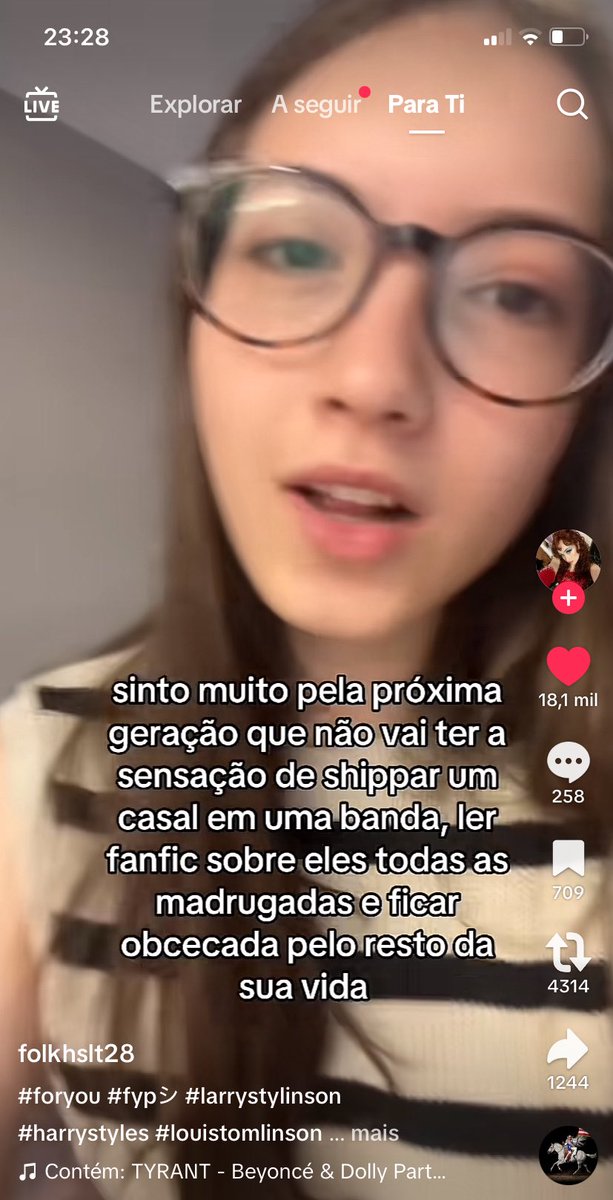 thingsiread__'s tweet photo. Desejo tudo de bom e do melhor para a futura geração, mas nada irá igualar à sensação de ler fanfic larry até às 5 da manhã tendo aula no dia seguinte https://t.co/kQHSbtdds6