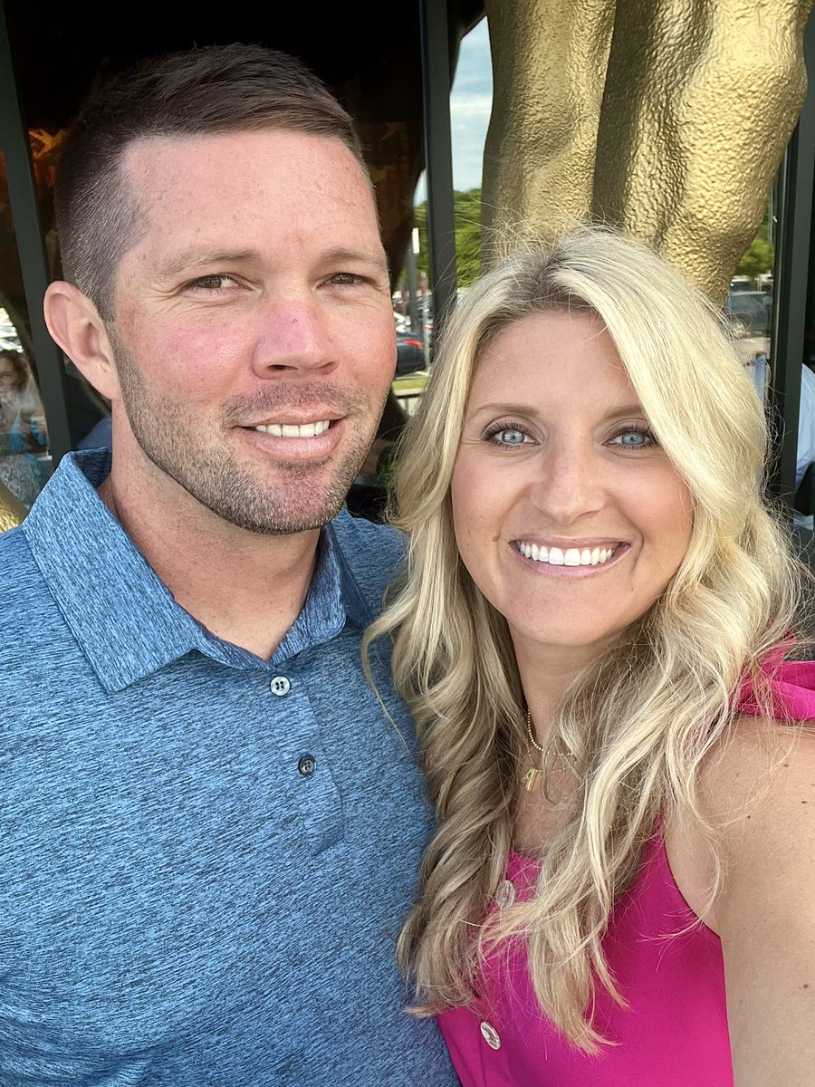 Amy Broadrick tweet media