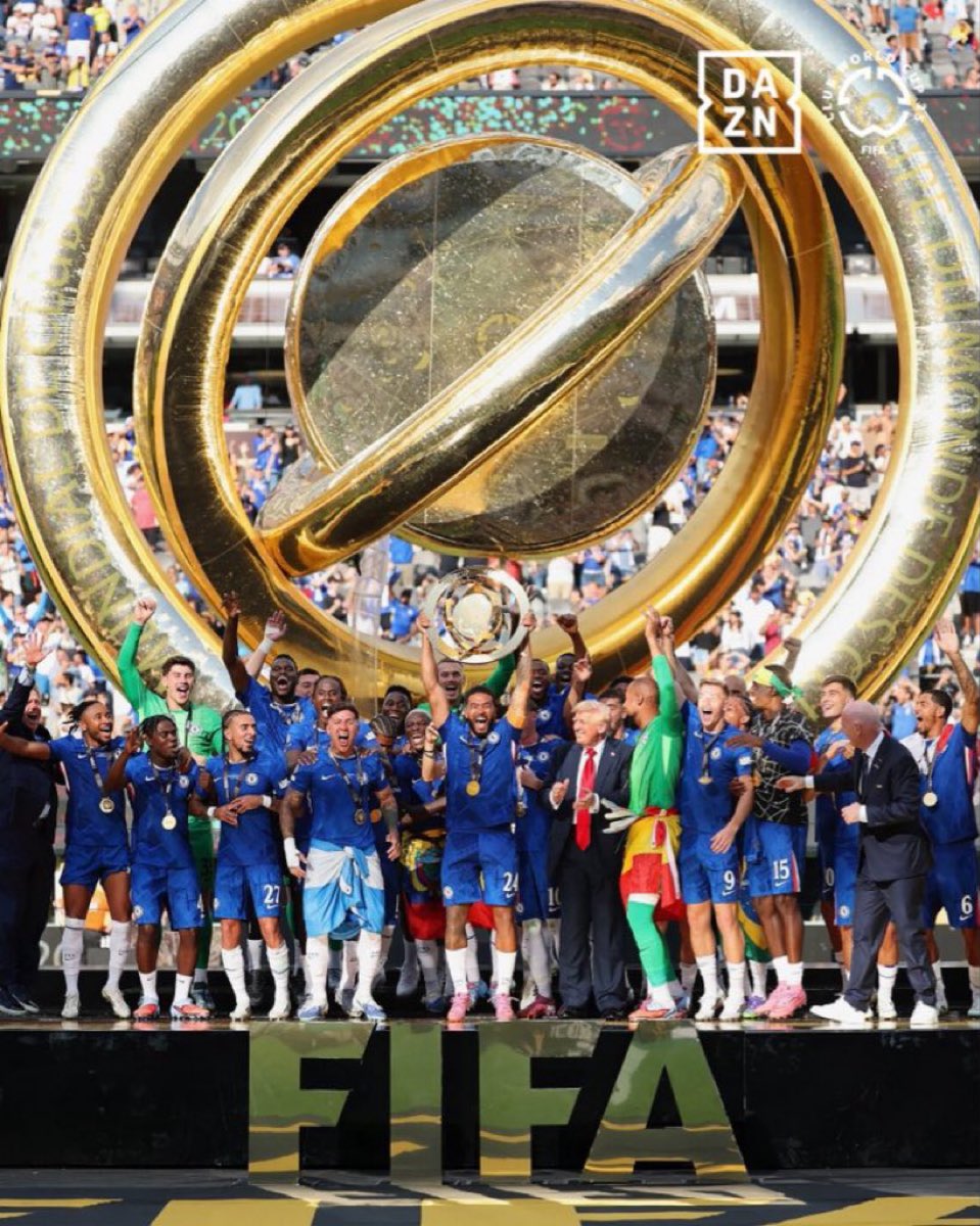 SbBoyfriend's tweet image. The first ever Champion of Club World Cup CHELSEA 🌏🤯🥶💙💙
