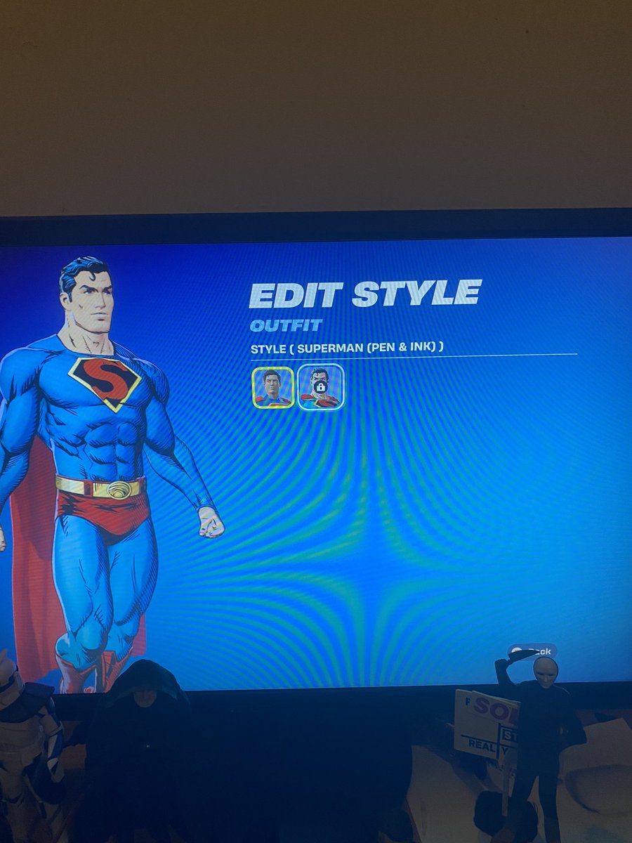 Azzaec06Cook's tweet photo. @FortniteStatus Do you know when this will be fixed as it’s annoying I can’t use the pen and ink style but can use normal I also can’t use loading screen from page 2 of the superman rewards https://t.co/mzw8Vt3EDO