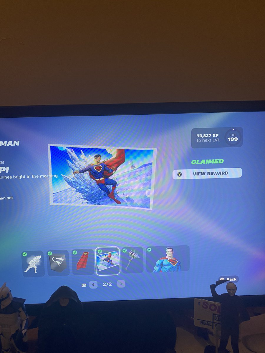 Azzaec06Cook's tweet photo. @FortniteStatus More reference photos  @FortniteStatus https://t.co/clnNMMBx6g