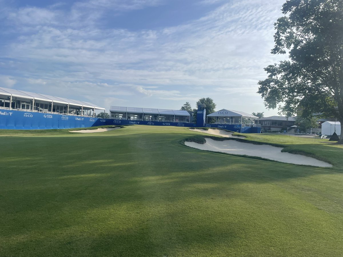 c_roberts11's tweet image. Had an absolute blast the week helping the @HCCTurf team and Walter put on a successful @ISCOChamp A long, tiring week, but well worth it along with meeting new people! @HurstbourneCC