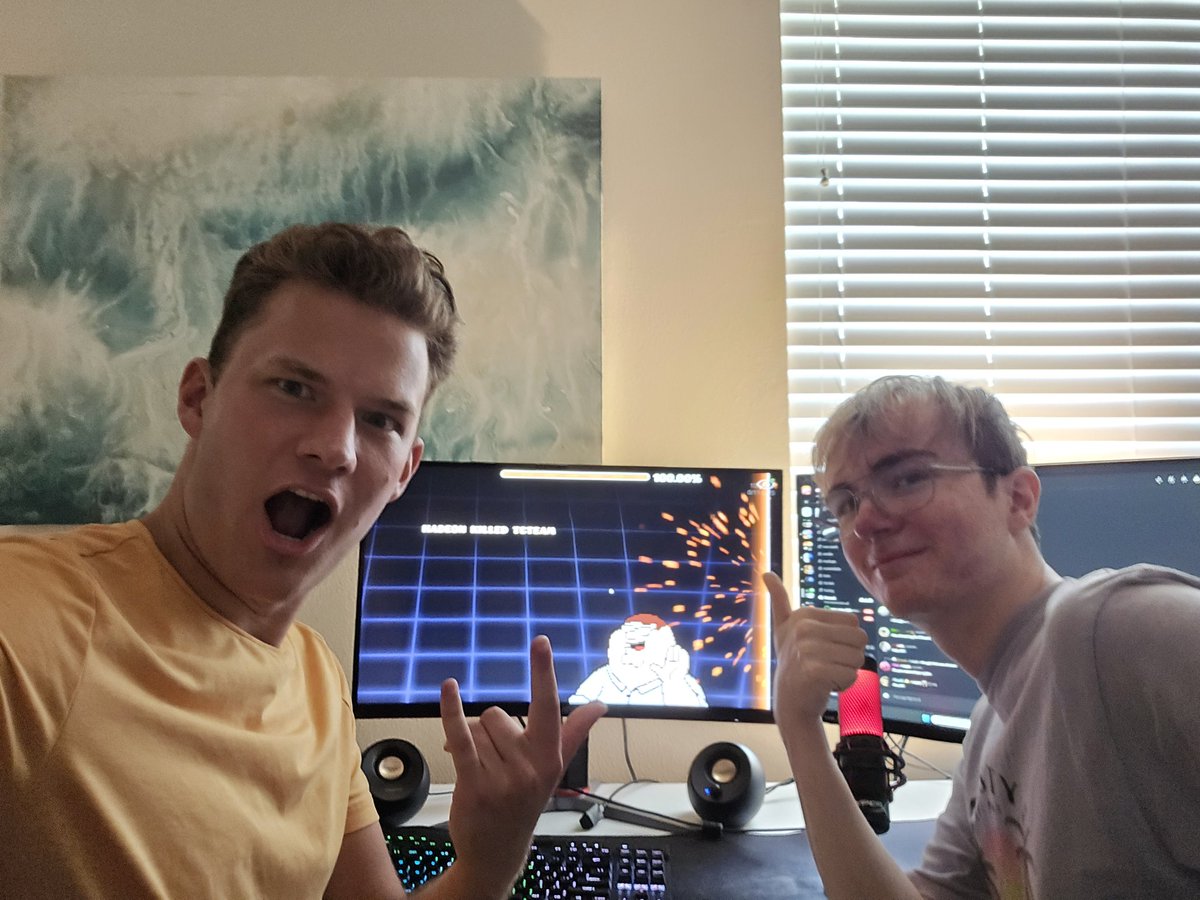 hstorm18's tweet image. Codependence with my bottom @12Kelvin1