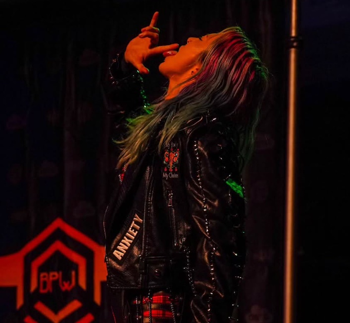 Charmander ↯ Not@NixonNewell tweet media