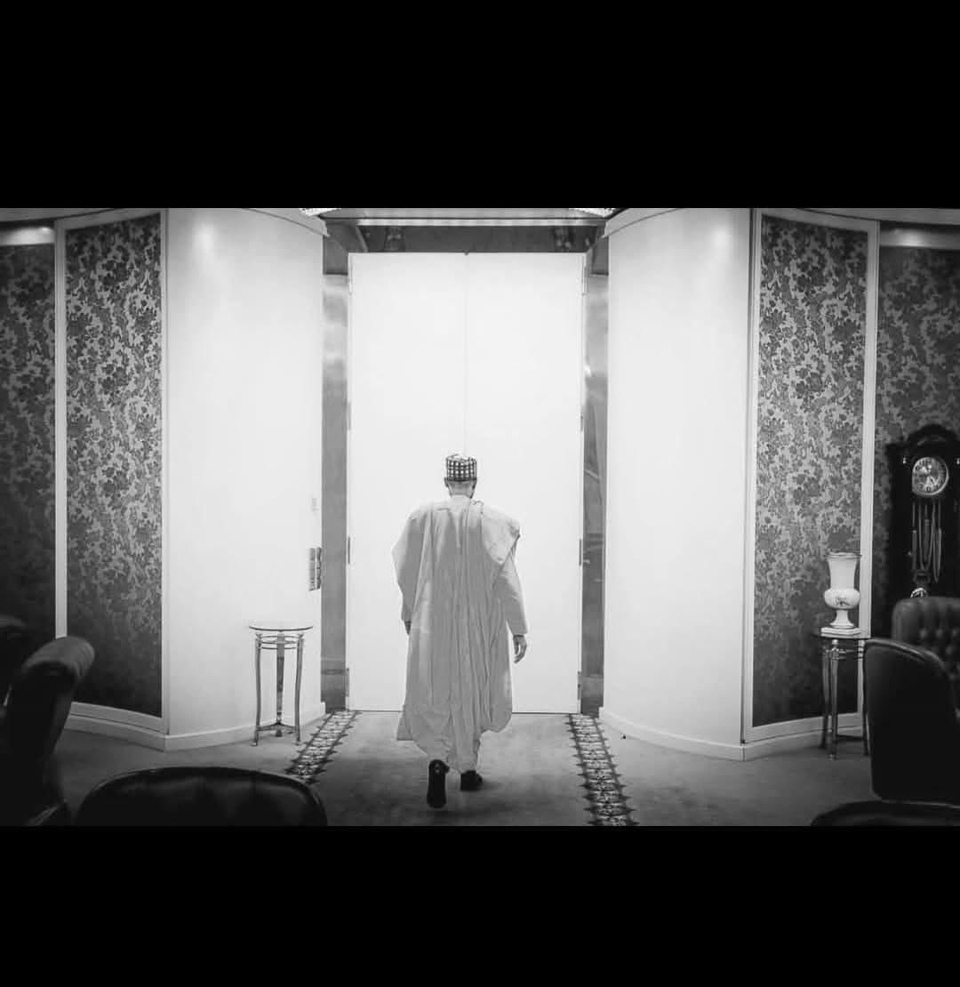 AliyuAtiku's tweet image. End of an era! May Allah forgive your shortcomings and grant you aljannatul firdausi Baba Buhari.