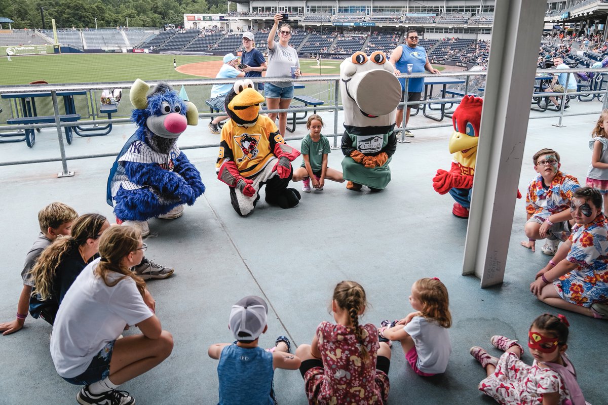 Special moments at CHAMP’S Super Birthday Bash 💥🥳