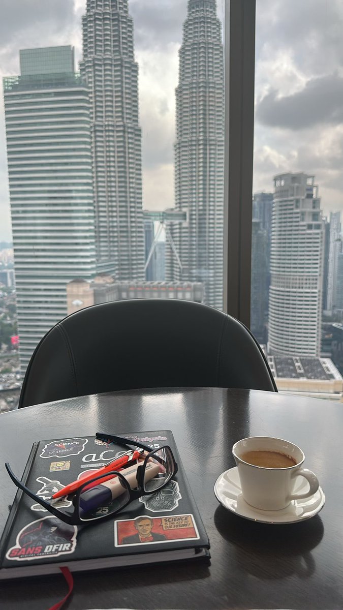 catalysis_eth's tweet image. Sipping my espresso with an stunning view of the Twin Towers. Not bad @iupac2025 🙂