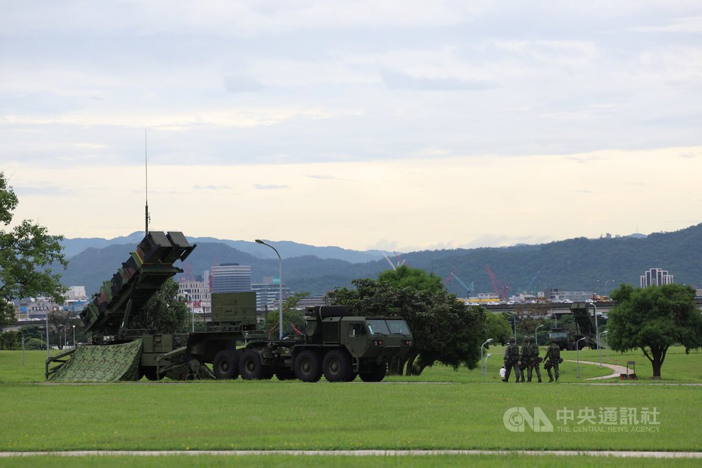 The 🇹🇼Republic of China Air Force deployed MIM-104 Patriot missiles to various locations in northern Taiwan on 7/11.

(CNA)