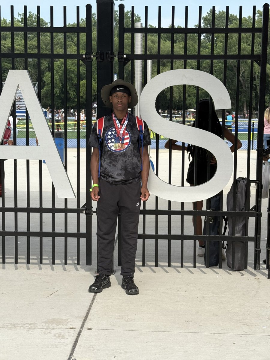 MJJR4_'s tweet image. had a great weekend at the
USATF IL Junior Olympics! jumped a new PB of 24ft 4.5in in the long jump and also qualified for the 200 meter dash and 100 meter dash @MarylandTrack @CalTFXC @BadgerTrackXC @EIU_TF @CycloneTrackXC @IowaXC_TF @ChiStateTFXC @RedbirdTFXC @IlliniTrackXC