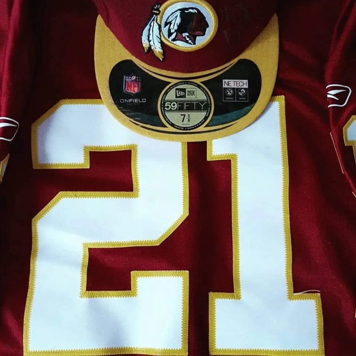 SPBaldea's tweet image. #RedskinsNation #CommandersFan when you go to a game sing #HTTR instead of #HTTC to send a very LOUD message. #WashingtonRedskins #Redskins #Skins #Hogs #HonorTheLegacy #RespectTheName #SaveTheName