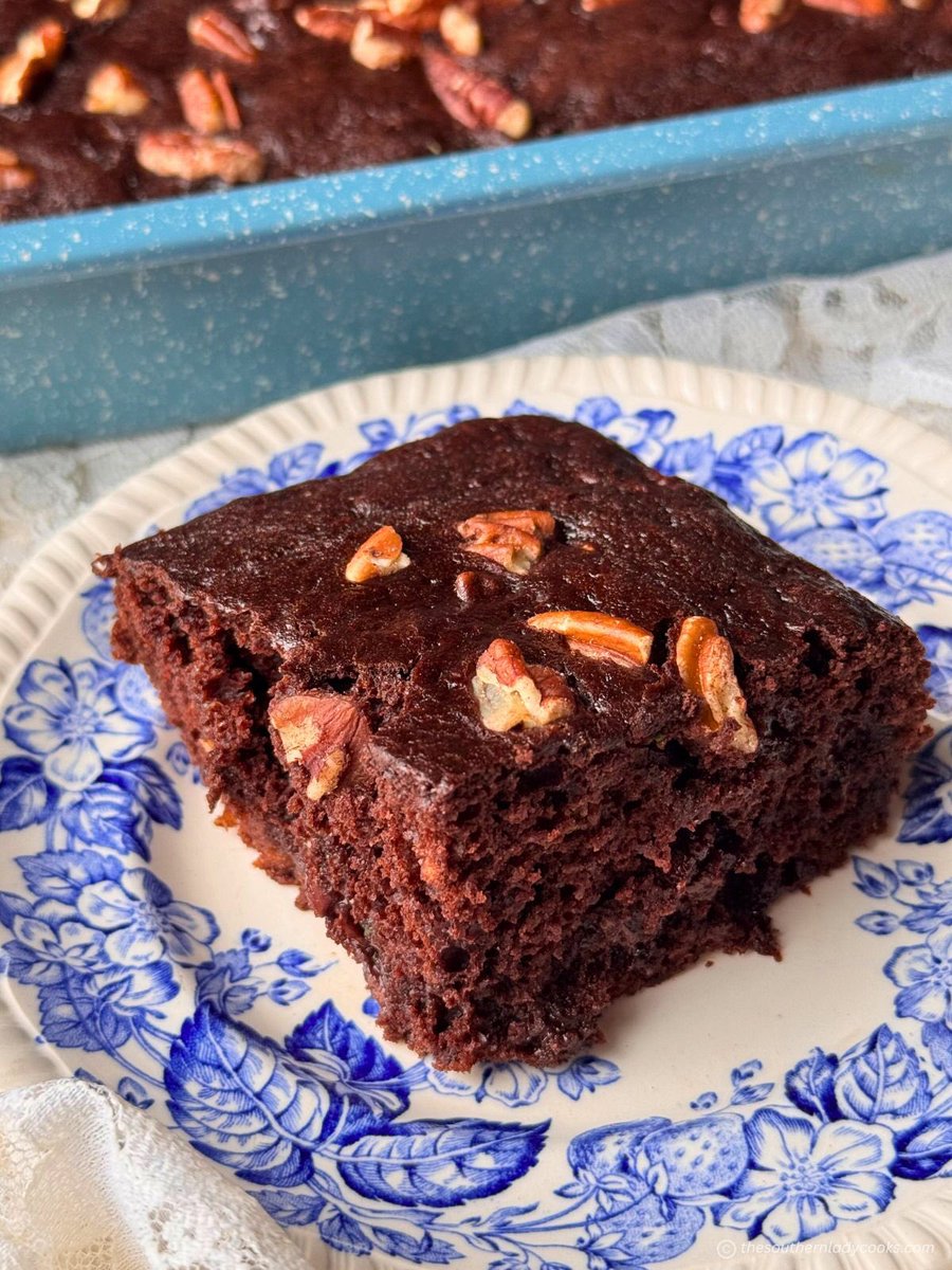 SouthLadyCooks's tweet image. Every summer we have an abundance of zucchini so we make all our favorite recipes. You would never know these brownies have zucchini in them. Delicious with a big scoop of vanilla ice cream on the side. #zucchini #recipes 
Recipe:  thesouthernladycooks.com/sour-cream-zuc…