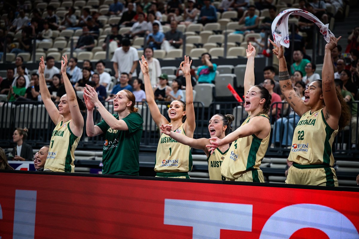 TownsvilleFire's tweet image. Opals win 105–34 🇦🇺🔥
Miela Goodchild: 19 pts (7/10 FG)
Courtney Woods: 11 pts (5/6 FG)
Abbey Ellis: 8 pts, 3 reb, 9ast, 2 stl
Alex Fowler: 11 pts, 5 reb, 5 ast
The Fire fam is everywhere! 💪
📺 Watch them vs Lebanon tonight, 6:30pm AEST
#AsiaCupWomen #TownsvilleFire