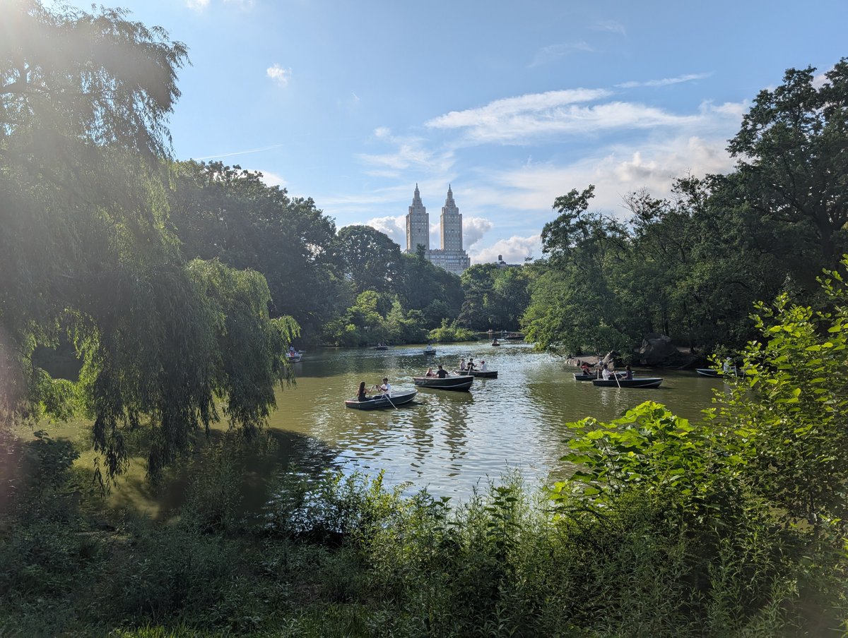 Beautiful Sunday <a href="/CentralParkNYC/">Central Park</a>