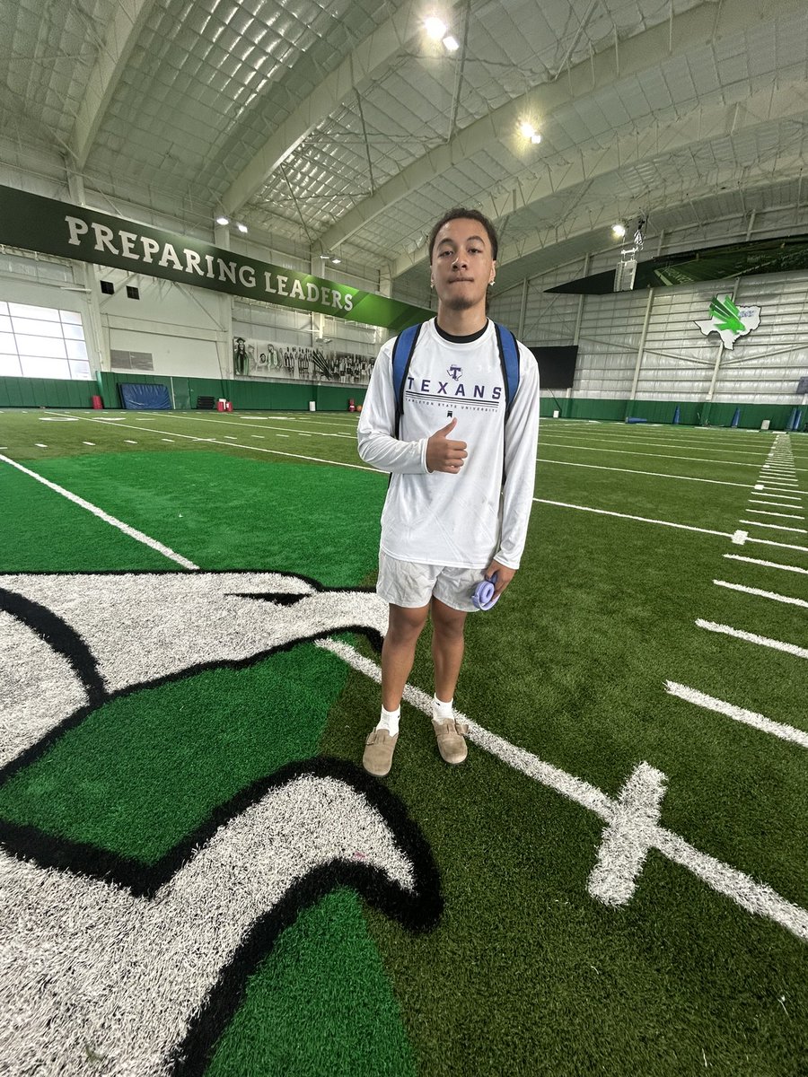 Had a great time and got a good workout session in at the university of north Texas today very blessed☝🏽<a href="/andrewcobus/">Coach Cobus</a> <a href="/BallCoachHP/">Recruiting 1-0-1</a> <a href="/HuthStrength/">Bret Huth</a>