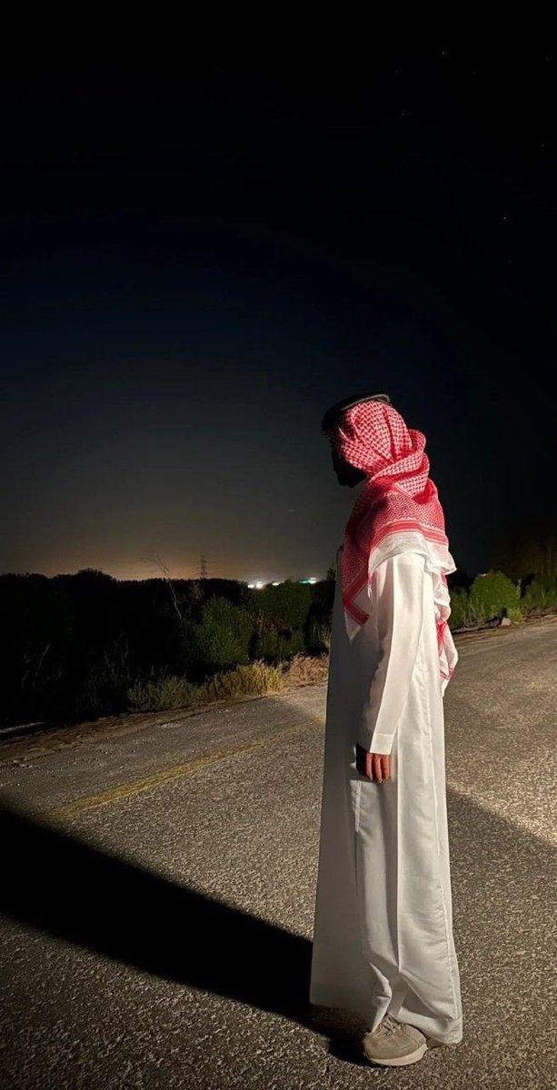 ضجيج المدينه لا فهقته وراي خلاف
طرا لي جديدٍ من قديمي و قدمته :)