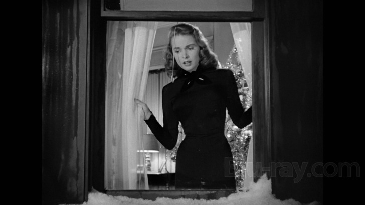 Christmas...in July? Ho ho heck, why not? Catch this week's #RerunSunday with our review of the classic holiday rom-com HOLIDAY AFFAIR, starring Robert Mitchum &amp; Janet Leigh! Hear it now on Apple Podcast (podcasts.apple.com/us/podcast/the…) and Spotify (open.spotify.com/show/7LDIpQd4S…)