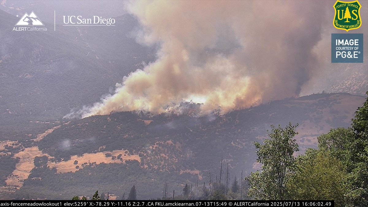NationalWldfire's tweet image. We are Tracking a Fire at Big Creek Road, Tollhouse, Sierra National Forest.

100+ acres, Rapid Rate of Spread, Potential for 200-500 acres, Aircraft and Ground Resources are assisting, Blue Canyon is under Evacuation.
#MaxFire