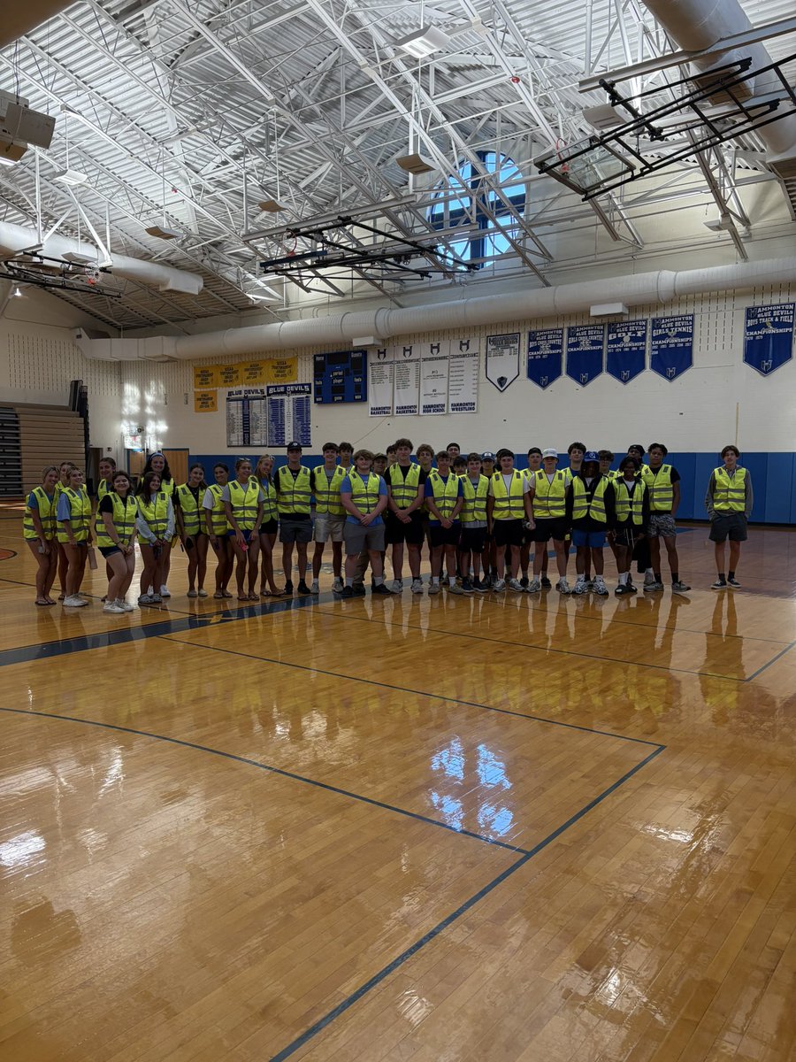 hammontonFB's tweet image. Big thanks to Hammonton Football, and Student Council for helping the Mount Carmel Society kick off their 150th Anniversary!!! @HHSdevilsports