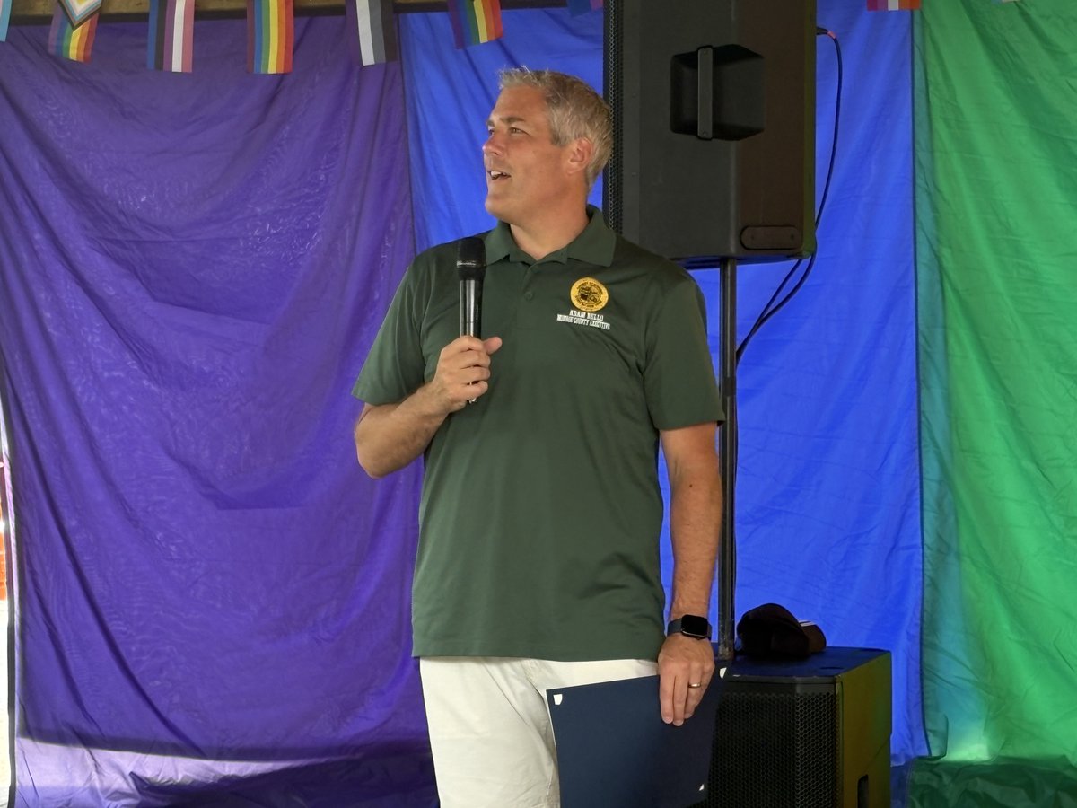 CountyExecBello's tweet image. The history of Pride in Rochester runs deep. In 1971 the Gay Liberation Front hosted the first Roc Pride Picnic at Genesee Valley Park and 53 years later the picnic is going strong. Thanks to Rainbow Seniors Roc for continuing this tradition and inviting me to celebrate with you.