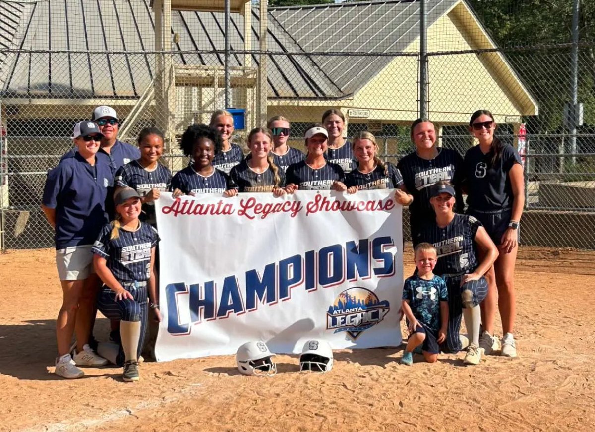 AnnaClaireFree8's tweet image. This weekend was full of fight and determination, but we pulled it off and WON IT ALL! I’m so thankful for this team and us all having eachothers back! On the mound this weekend I pitched 29 innings with 47 strikeouts, 2 ER, 9 walks, 18 hits allowed, with a 1.207 ERA, and only…