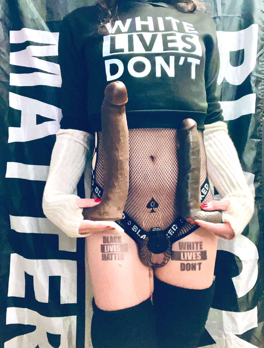 We have resumed taking orders to the US on the site

Be a good girl and buy your cage, BLACKED Strap, and WLD Hoodie 

Ft. <a href="/Locked_Soph/">Locked Soph (947/1726)</a>