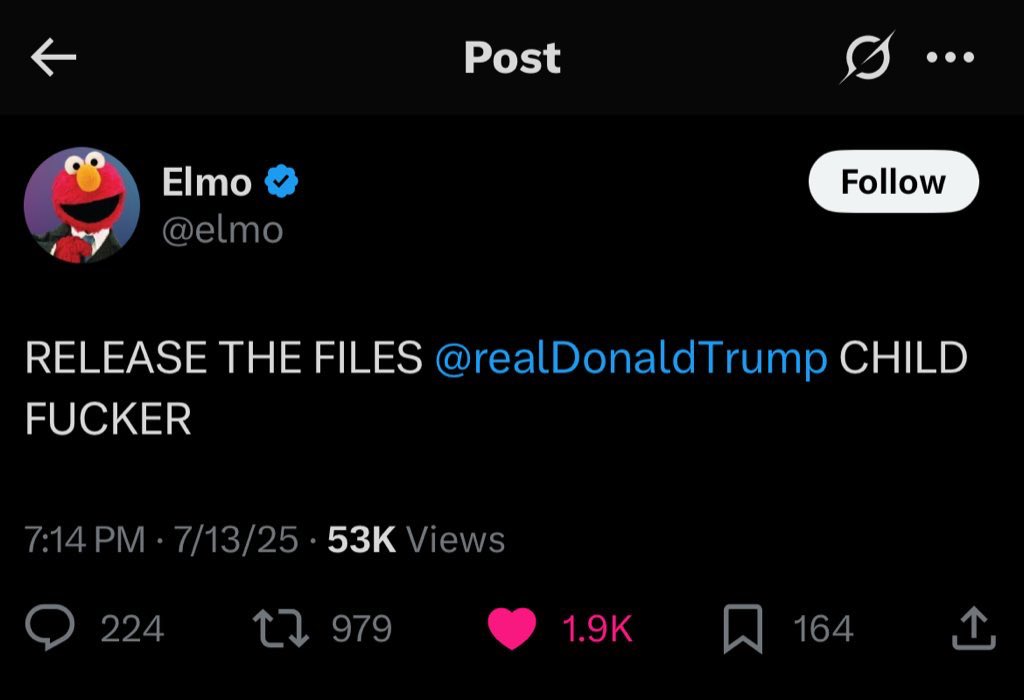 sycamoressource's tweet image. Can’t believe even @elmo knows Trump is a bitch