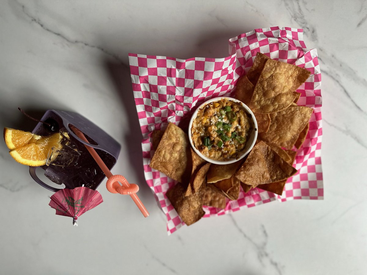 LocalStreetEat's tweet photo. The corn dip in the last picture is BEYOND next level 👏🏼👏🏼👏🏼 #foodforthought https://t.co/GF0D5HB79u