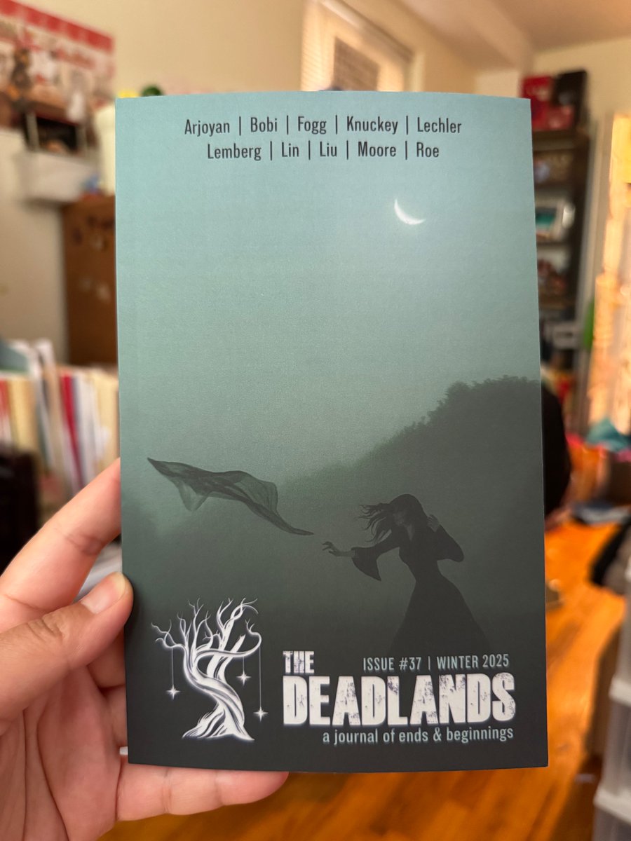 liu_angela's tweet image. Someday I’d like to have a whole shelf of contributor copies. Huge thanks to @thedeadlands for letting me add this gorgeous book to my collection and for giving my poem “The Language of Fireflies” a home.
psychopomp.com/deadlands/issu…