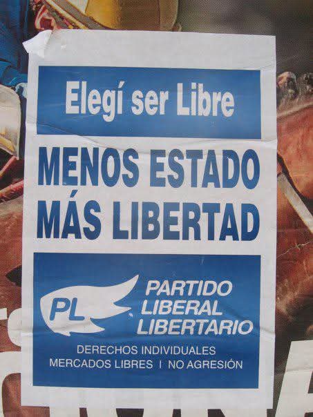 GonBlousson's tweet image. Afiche que pegábamos en el 2011, hoy post del Presidente.  Ni en mis mejores sueños hubiéramos imaginado esto.