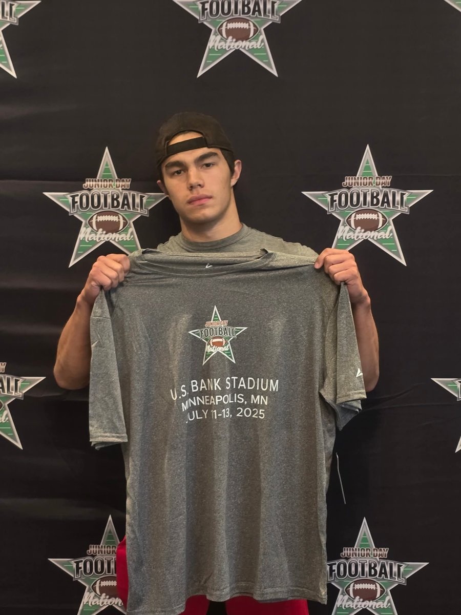 XavierI4997's tweet image. Thank you, Jared Williams and Junior Day Football, for the invitation and opportunity  to show off my skills in the US Bank Stadium. I had a lot of fun and learned lots of things. I would also like to thank the coaches who attended. @OBUCoachJensen
@Coach_Orsini  @CoachPatBelony